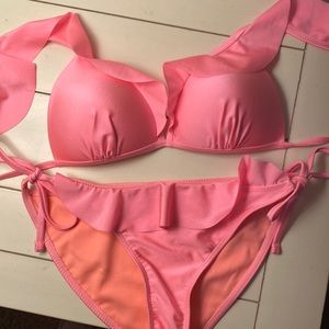 No Boundaries size M pink bikini top and bottom. Worn once.
